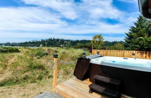 Waldport House | Bay Bridge Beach House