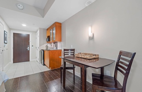 Baytowne Wharf Condo | "Bay-Cation" Sandestin #4207 Studio Sleeps 4