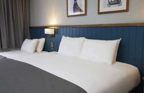 Ashton in Makerfield Hotel | Bay Horse Hotel by Greene King Inns