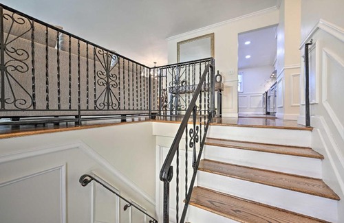 North Bay Shore Apartment | Bay Shore Vacation Rental with Shared Yard!