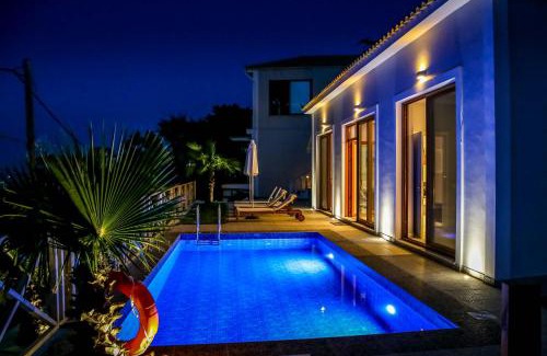 Agios Sostis Villa | Bay View I