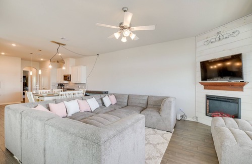 La Porte House | Bay-View La Porte Home Rental: Steps to Beach!