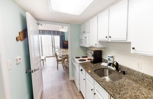 Crescent Beach Hotel | Bay Watch 834