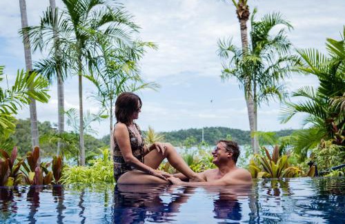 Shute Harbour Apartment | Baybliss Escape #4 - Adults Only