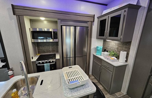 Port Bolivar House | Bayfront Bliss – Solitude 5th Wheel - Sleeps 6