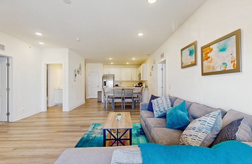 Rehoboth Beach Condo | Bayfront Escape | Near Festivals, Holiday Lights & Beaches