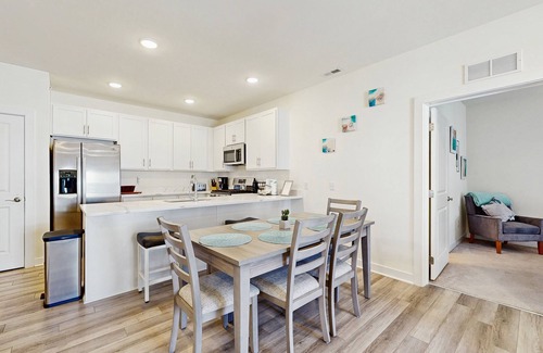 Rehoboth Beach Condo | Bayfront Escape | Near Festivals, Holiday Lights & Beaches