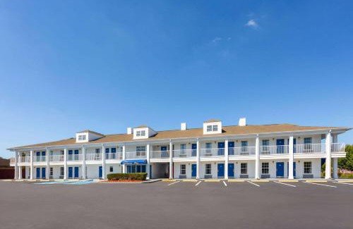 Dock Junction Hotel | Baymont by Wyndham Brunswick GA