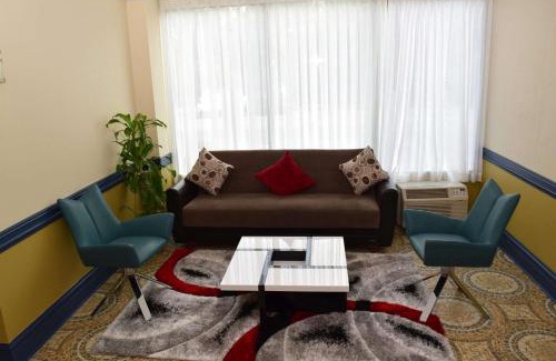 Addison Hotel | Baymont by Wyndham - Chicago - Addison - O'Hare