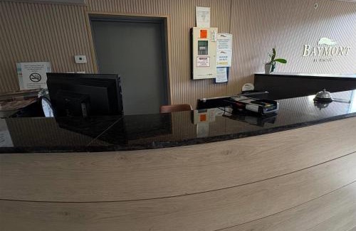 Addison Hotel | Baymont by Wyndham - Chicago - Addison - O'Hare