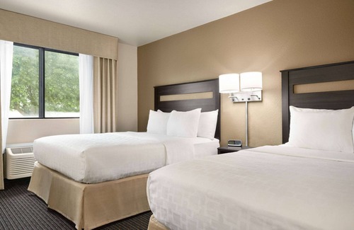 Hearne Hotel | Baymont by Wyndham Hearne