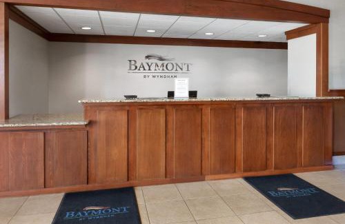 Jamestown Hotel | Baymont by Wyndham Jamestown Conference Center & Water Park