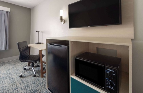 LaGrange Hotel | Baymont by Wyndham LaGrange