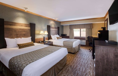 Pompton Plains Hotel | Baymont by Wyndham Pompton Plains/Wayne