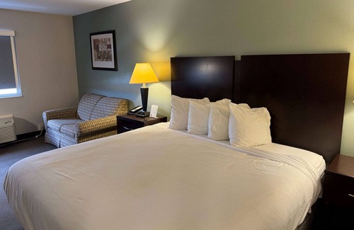 Tuscola Hotel | Baymont by Wyndham Tuscola