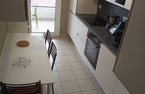 Bayonne Apartment | BAYONNE, FRANCE APARTMENT 63m2 on the 2nd, LAST FLOOR WITH PARKING TERRACE AND WIF?