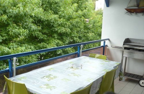 Bayonne Apartment | BAYONNE, FRANCE APARTMENT 63m2 on the 2nd, LAST FLOOR WITH PARKING TERRACE AND WIF?