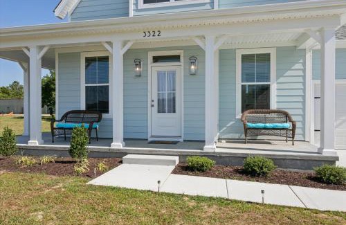 Tower Hill House | Bayside Bliss at Cape Charles - New home in Bay Creek w pool & more!