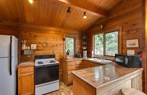 Sequim House | Bayside Cedars - Nestled in a grove of cedars beside Sequim Bay