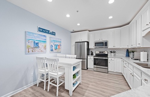 Sun Ridge Condo | Bayside Resort Condo- Fenwick Island, DE 3BR/2BA Sleeps 8