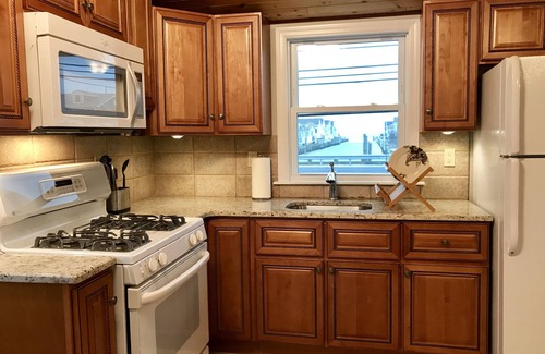 Dover Beaches North House | Bayside Two Bedroom Cottage. 2 blocks from beach. Newly renovated.