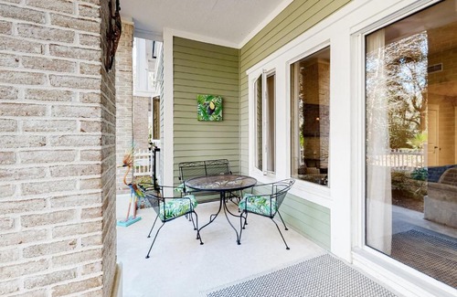 Baytowne Wharf Apartment | Baytowne Wharf Pilot House 117