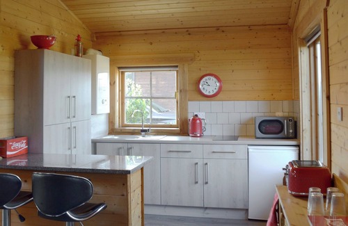 Nuneaton Cottage | Baytree Lodge - UK13322