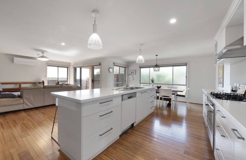 Surf Beach House | Bayview Bliss in Surf Beach