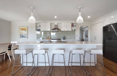 Surf Beach House | Bayview Bliss in Surf Beach