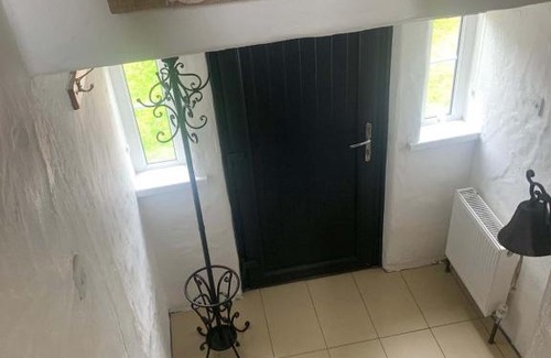 Dunmore East House | Bayview, Dunmore East, County Waterford - Sleeps 12 persons