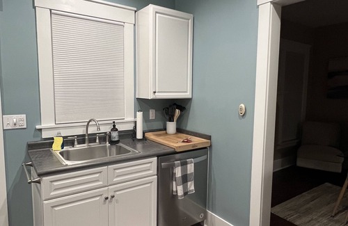 Erie House | Bayview Home in Heart of Downtown