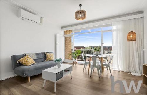 Geelong Apartment | Bayview Waterfront Apartment Geelong