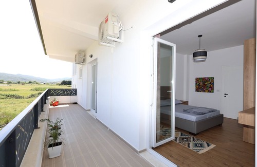 Berat Cabin | Baza Hostel Lodge: Part of Visit Albania Tour Operator, Swimming Pool