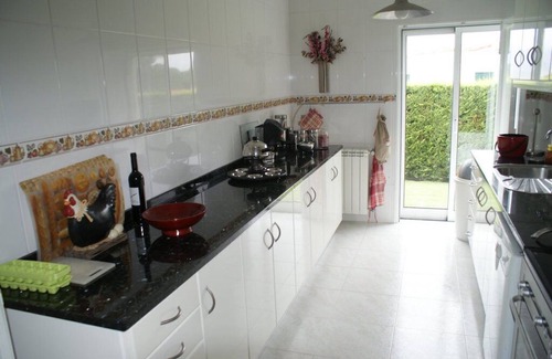 Lanhelas House | Baze Villa, Central Heating, Terrace, Garden