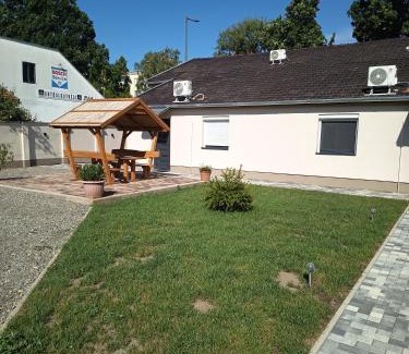 Bekescsaba Apartment | BB64 Apartmanház
