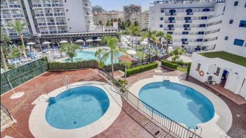 Torrequebrada Apartment | BBQ Penthouse Patos Club