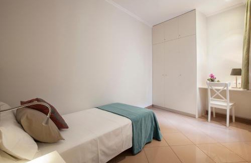 El Born Apartment | BCNGOTIC 22