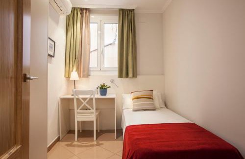 El Born Apartment | BCNGOTIC 22