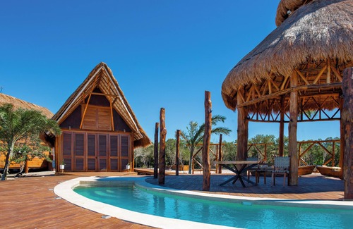 Dzilam de Bravo House | Beach Front, Pool & Yoga Classes - King Bed