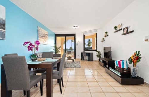 Candelero Abajo Apartment | BEACH ACCESS + 3 Pools + OCEAN VIEWS - 2BR In Palmas - Sleeps 7