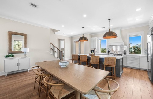 Caribbean Isle House | Beach & Bay-Elevator Pool HotTub