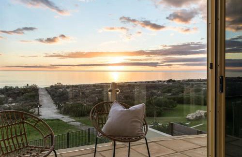 Tennyson House | Beach Bliss - Ocean Views - Private Beach Access