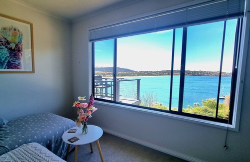 Primrose Sands House | Beach bliss with panoramic viewsnEntire home in Primrose Sands, Australia