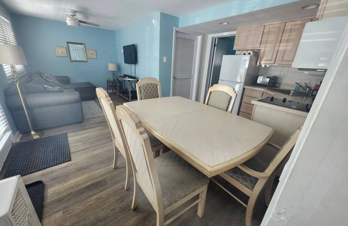Wildwood Crest Condo | Beach Block Condo with Pool in Beautiful Wildwood Crest!
