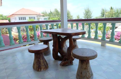 Sam Roi Yot Resort | Beach Box at Pran