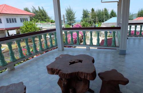Sam Roi Yot Resort | Beach Box at Pran