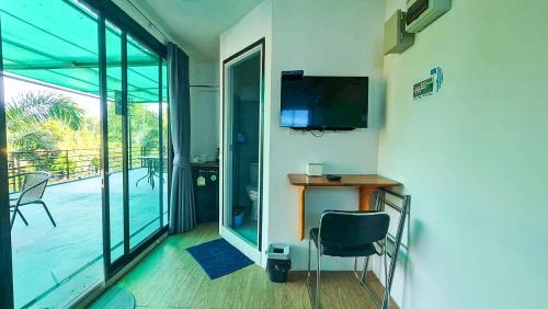 Sam Roi Yot Resort | Beach Box at Pran