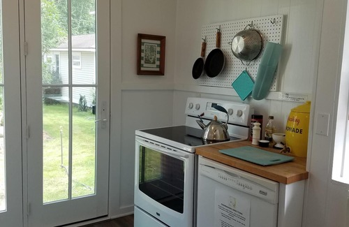 Frankfort House | Beach Breeze Cottage, Just Steps from the Beach, Sleeps 12.