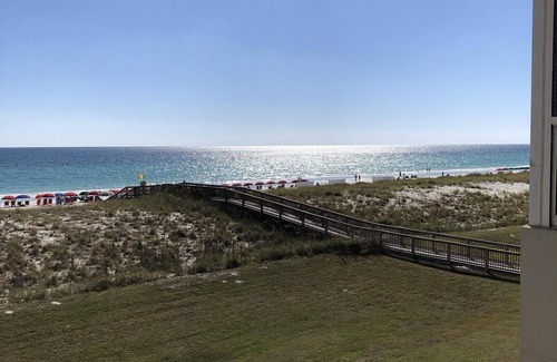 Navarre Beach Condo | Beach Colony Resort 2B, Breathtaking views!