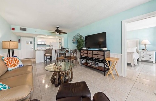Hutchinson Island South Apartment | Beach Condo/Island Beach Resort/No Cleaning Fee/Condo 411